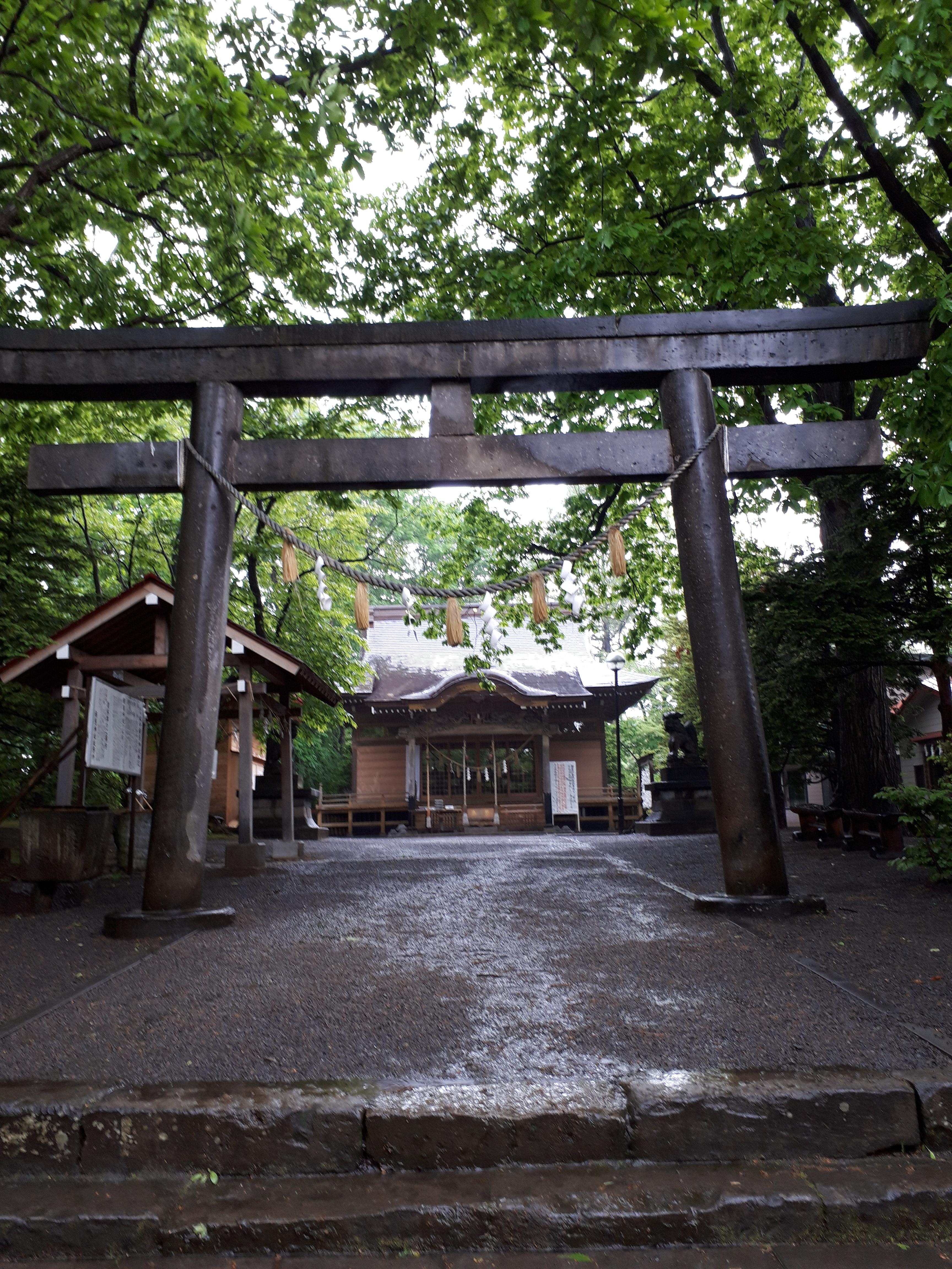 相馬神社 北海道澄川駅 の投稿 1回目 天神山の上にある神社です 天神藤見て神社に着くと ホトカミ