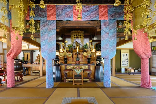 瑞龍山 霊泉寺