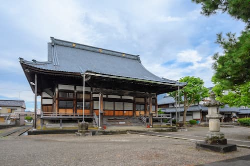 本山 本興寺