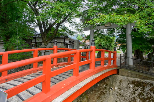 千代鶴神社