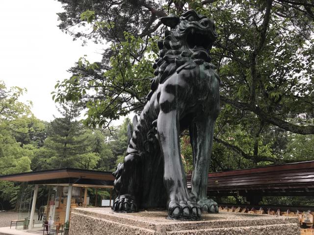 尾山神社の狛犬