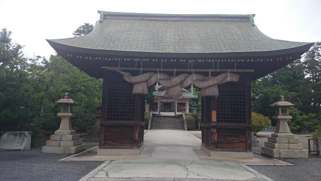 勝田神社の山門