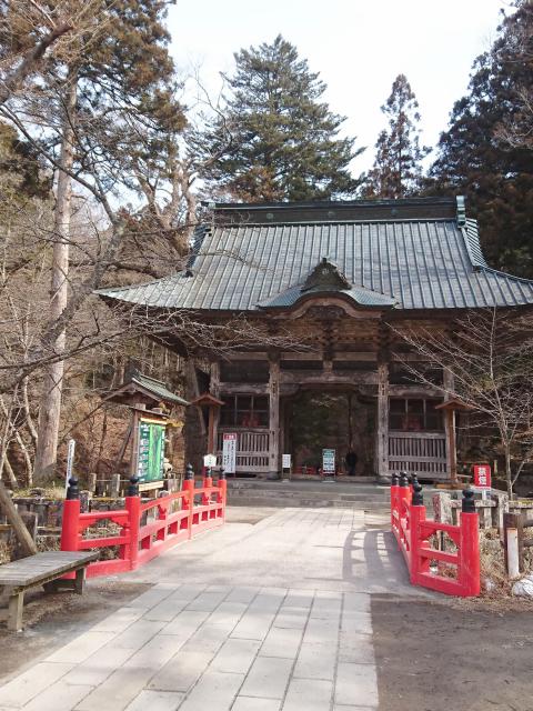 榛名神社の山門