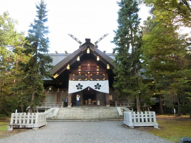 上川神社の本殿