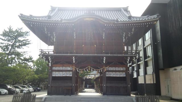 桑名宗社（春日神社）の山門
