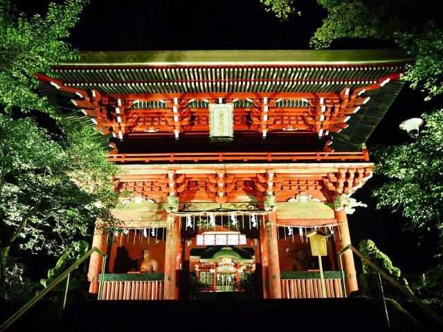 花園神社の山門