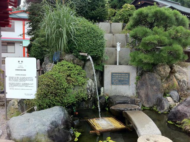 近江神宮の庭園