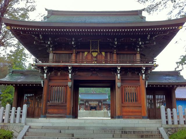 速谷神社の山門