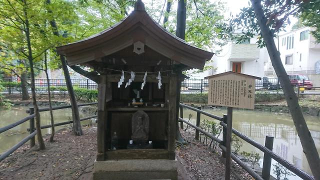 師岡熊野神社の末社