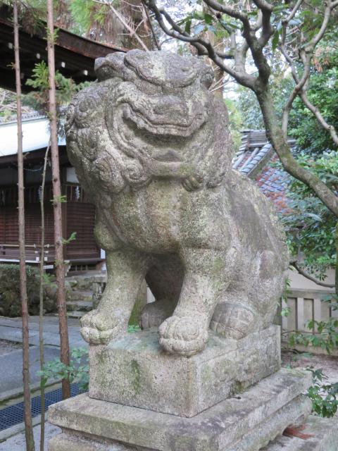 岡崎神社の狛犬