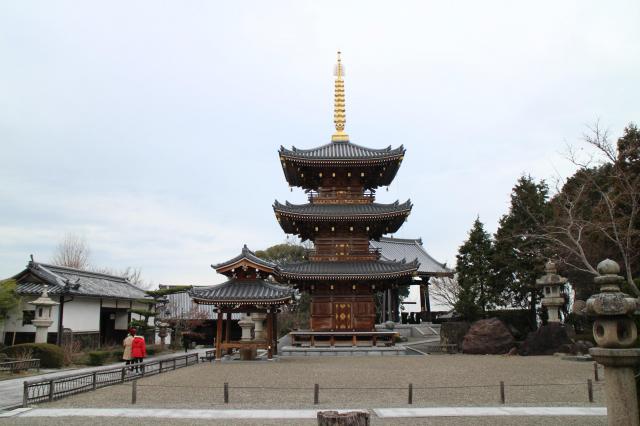 長慶寺の塔