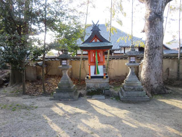 薬園八幡神社の末社