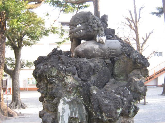 お三の宮日枝神社の狛犬