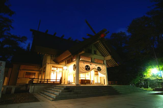 帯廣神社の本殿