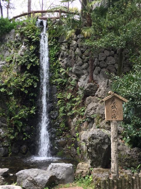大垣八幡神社の庭園