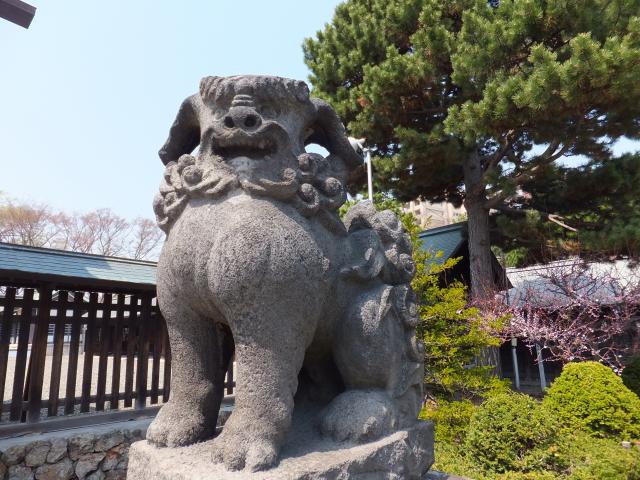 札幌護國神社の狛犬