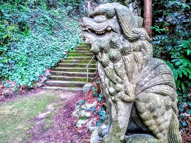 冨具神社の狛犬