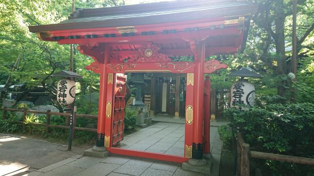 愛宕神社の山門