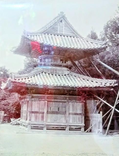 知立神社の塔