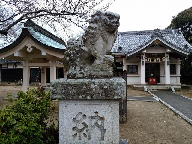 津島社（大草津島神社）の狛犬