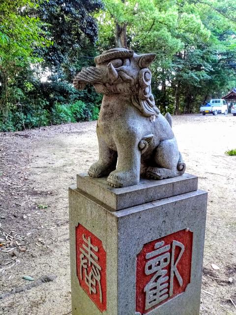 七社神社（半月七社神社）の狛犬