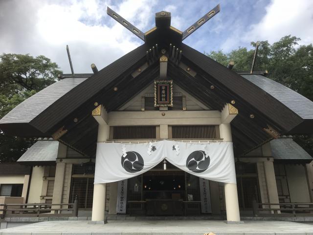 帯廣神社の本殿