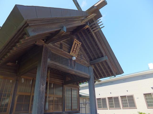 丘珠神社の本殿