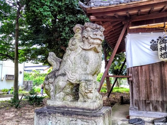 八剱神社の狛犬