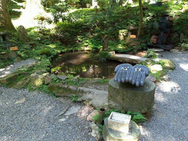 御岩神社の庭園