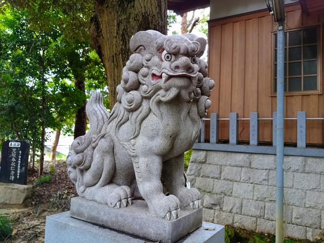 篭山神社の狛犬