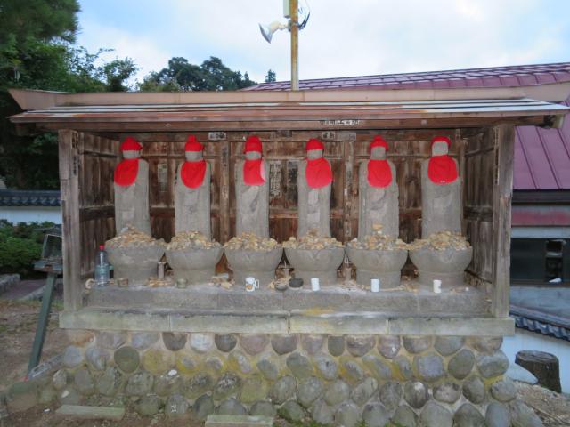 温泉寺の地蔵
