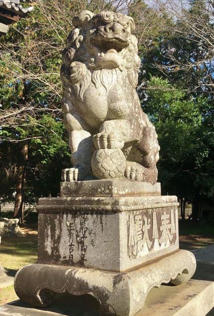 豊津神社の狛犬